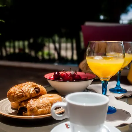 Rural Castillo De Hotell Biar