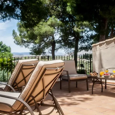 Rural Castillo De Hotell 3*