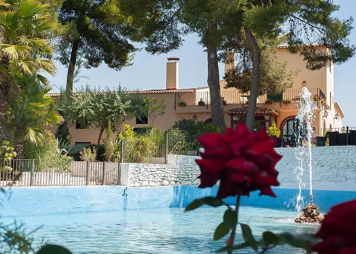 Rural Castillo De 3* Бьяр