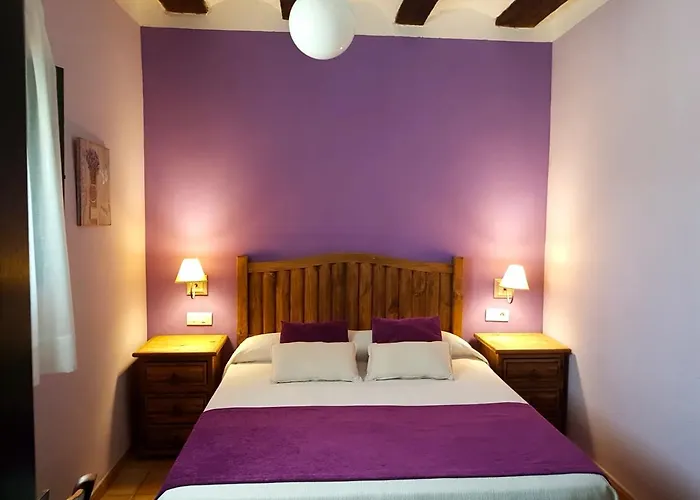 Rural Castillo De 3*